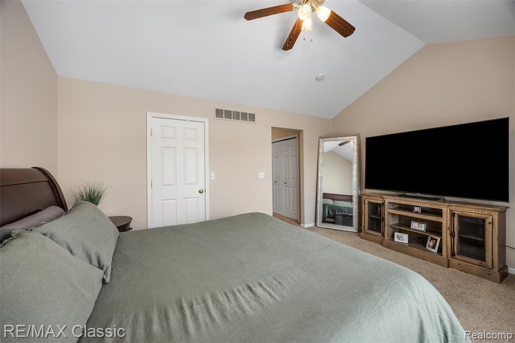 8222 Sequoia Lane, White Lake, MI — Photo 10