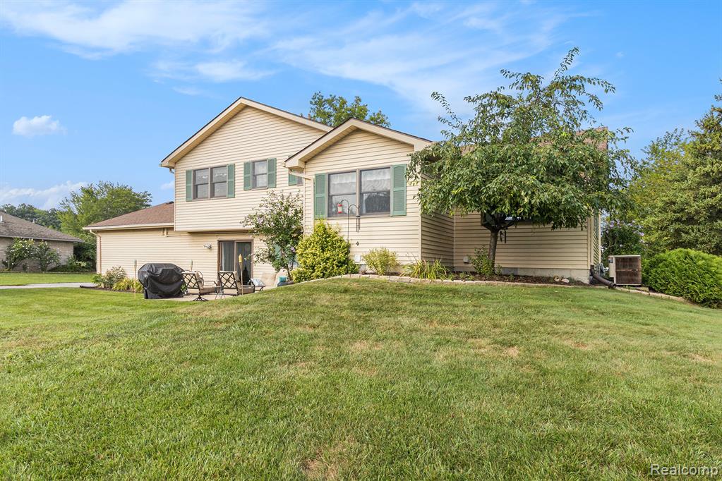 12956 Fessner Road, Carleton, MI 48117 — Photo 5