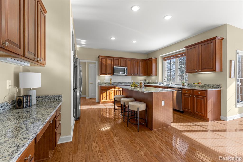 44570 White Pine Circle W, Northville, MI 48168 — Photo 12