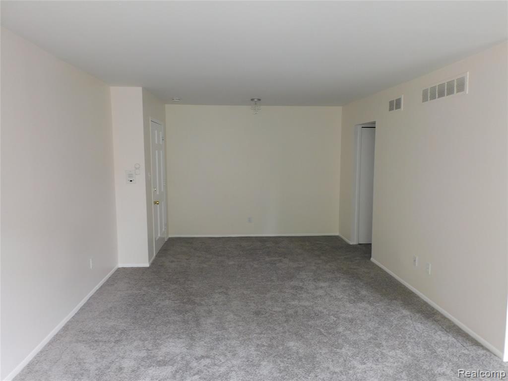 30268 Southfield Road, 229, Southfield, MI 48076 — Photo 5