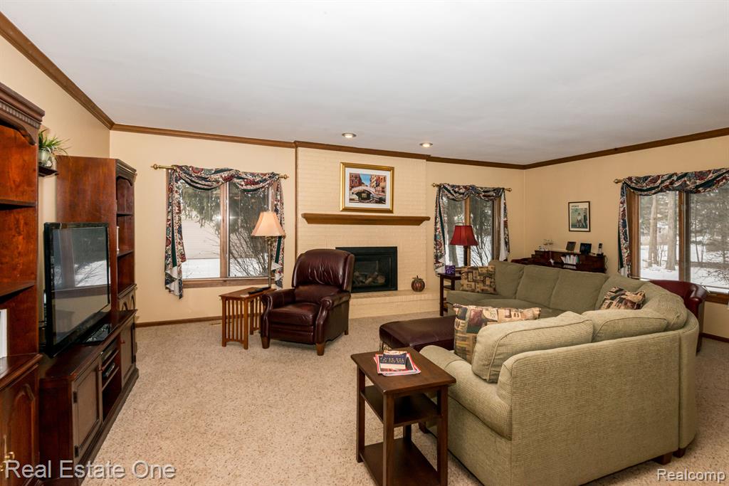 41344 Beacon Road, Novi, MI — Photo 23