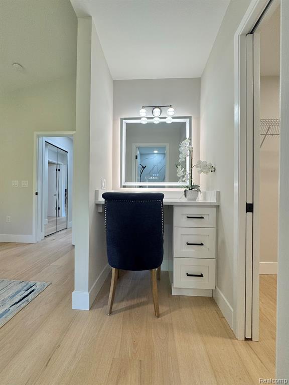 5616 Hillcrest Circle W, West Bloomfield, MI — Photo 20
