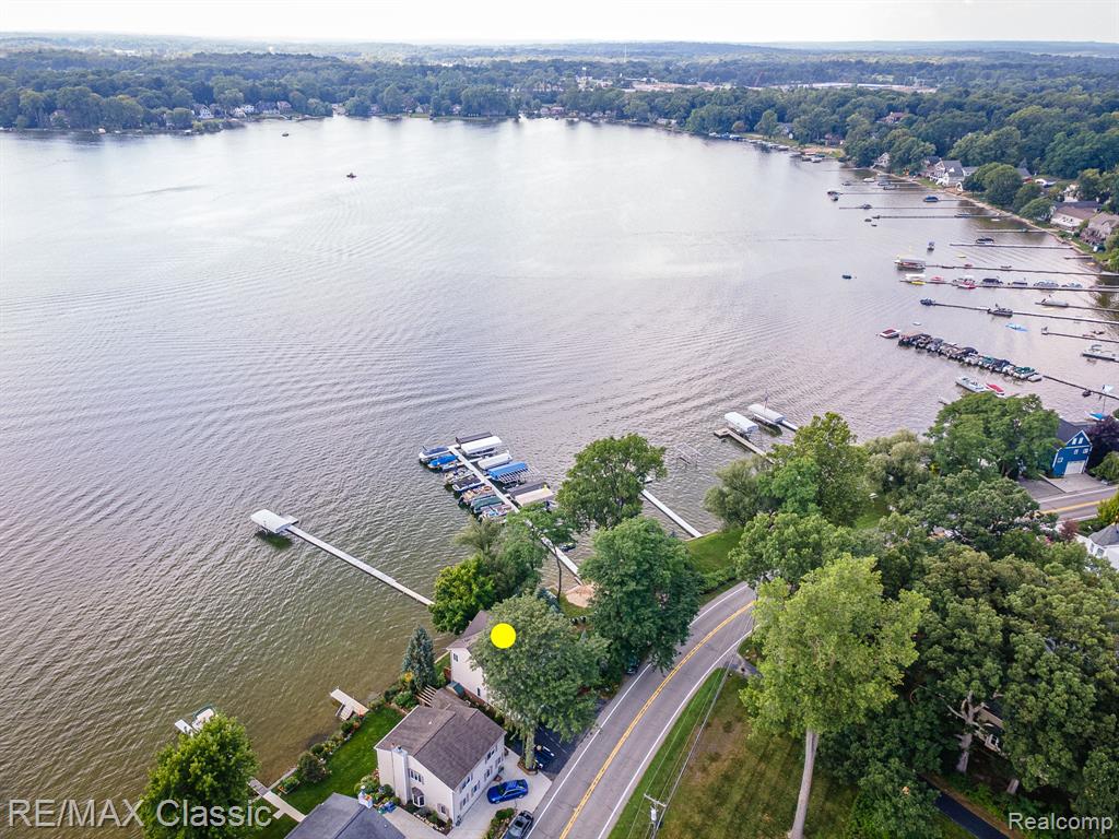 11540 E E Shore Drive, Whitmore Lake, MI 48189 — Photo 36