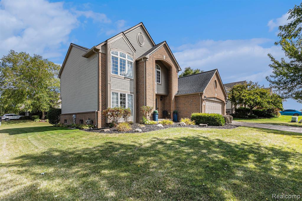 6020 Majestic Oaks Drive, Commerce Twp, MI 48382 — Photo 3