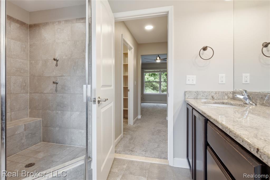 26978 Maxwell Court, Novi, MI — Photo 22