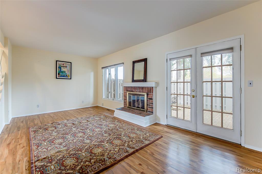 44877 Erin Drive, Plymouth, MI 48170 — Photo 4