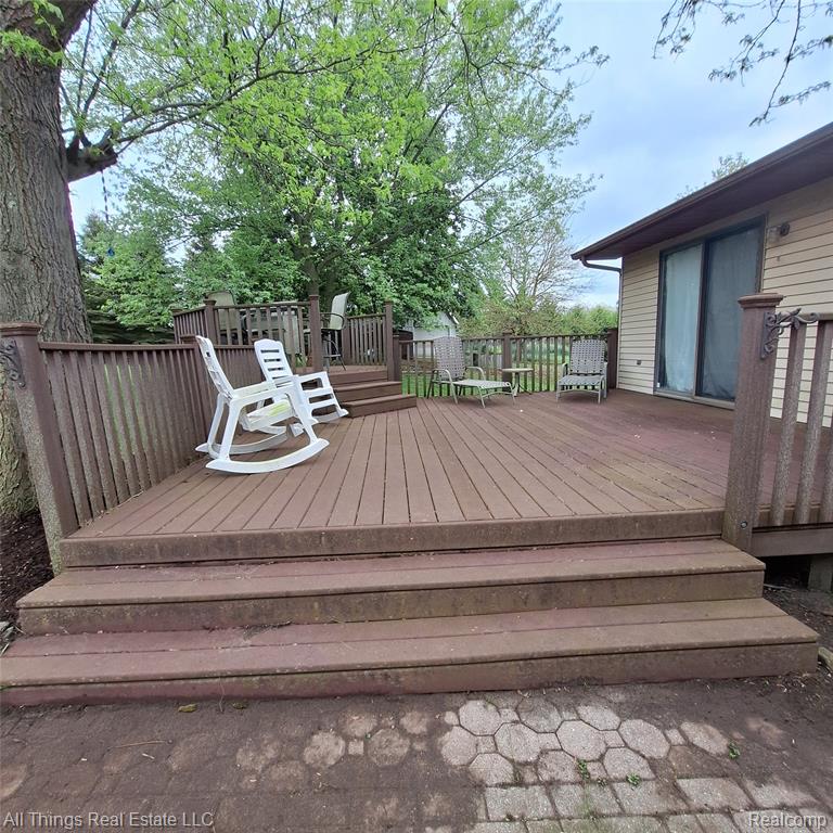 3827 WOODLAND Drive, Metamora, MI 48455 — Photo 4