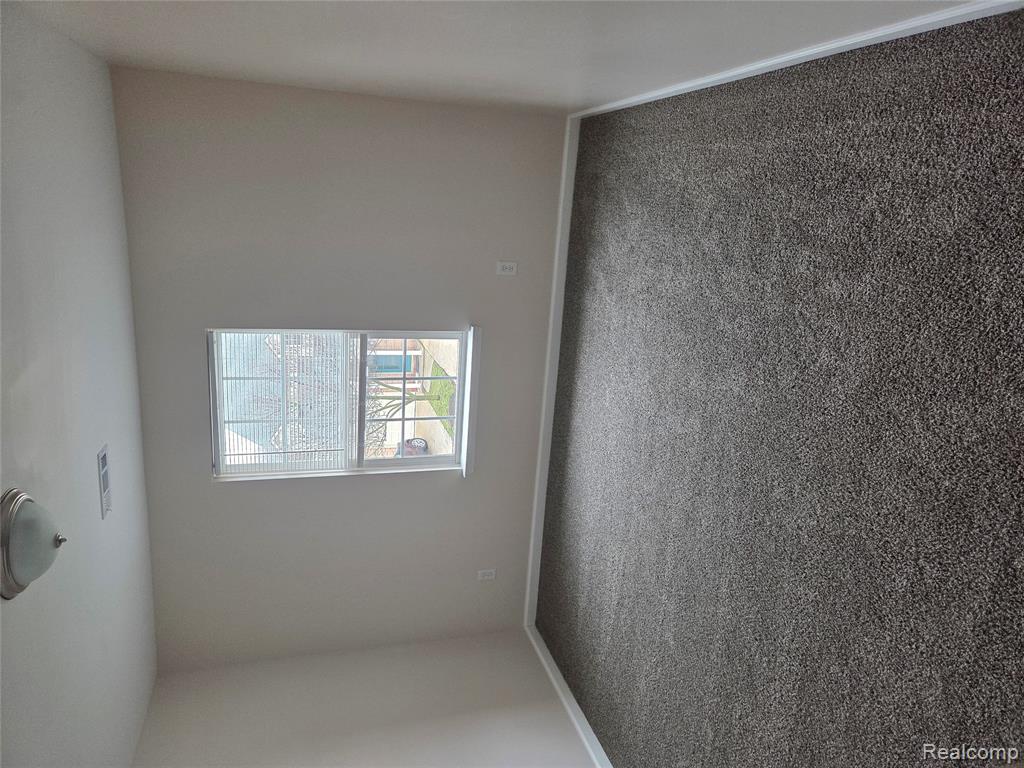 45681 Cagney Drive, 76, Macomb, MI 48044 — Photo 16