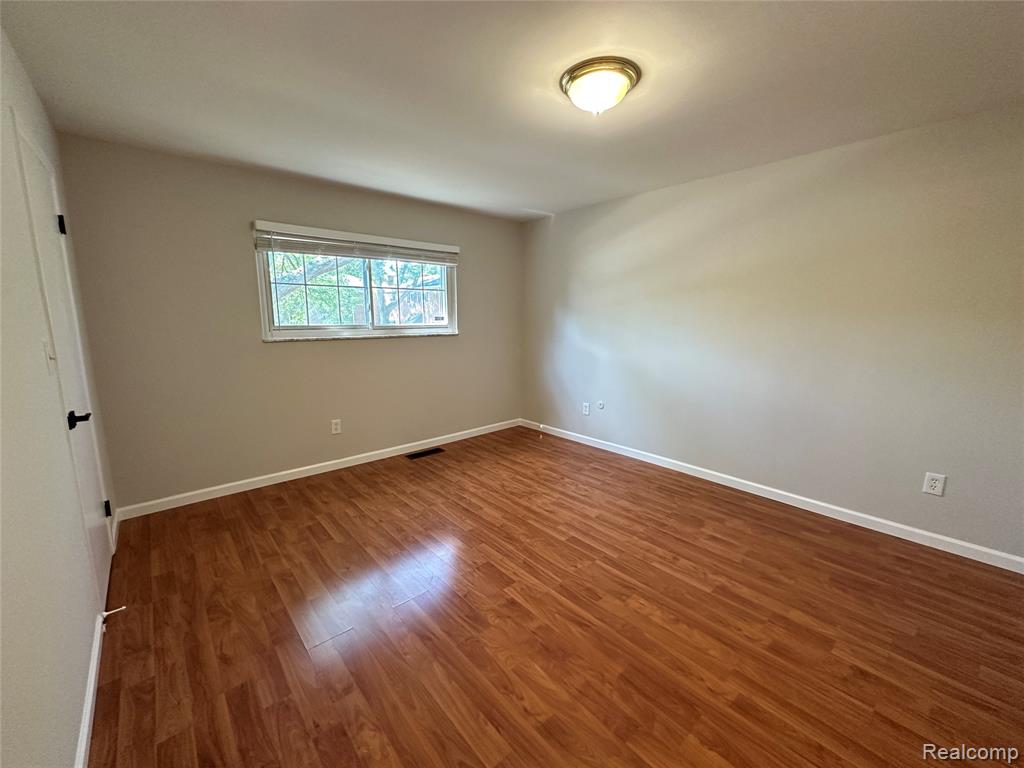 755 E Fox Hills Drive, Bloomfield Hills, MI 48304 — Photo 8