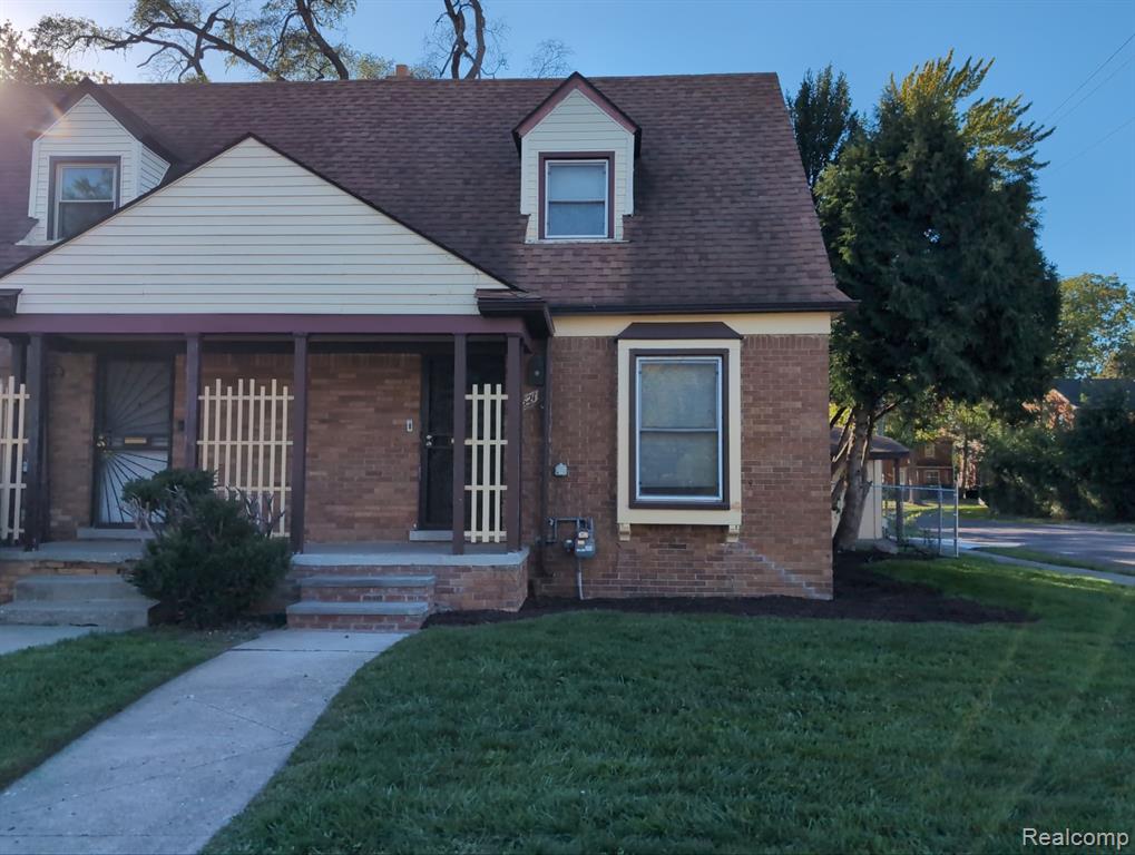 17621 Meyers Road, Detroit, MI 48235