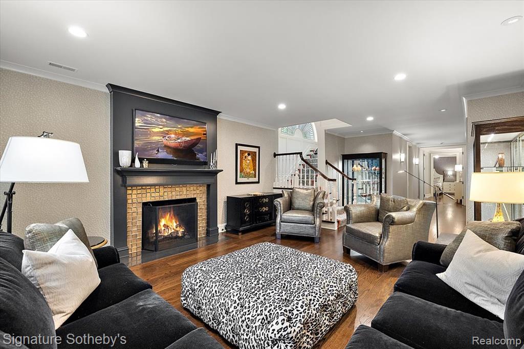 200 Woodland Villa Court, Birmingham, MI 48009 — Photo 52