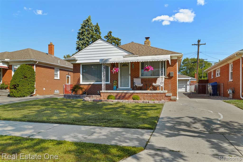 524 Pagel Avenue, Lincoln Park, MI 48146 — front exterior
