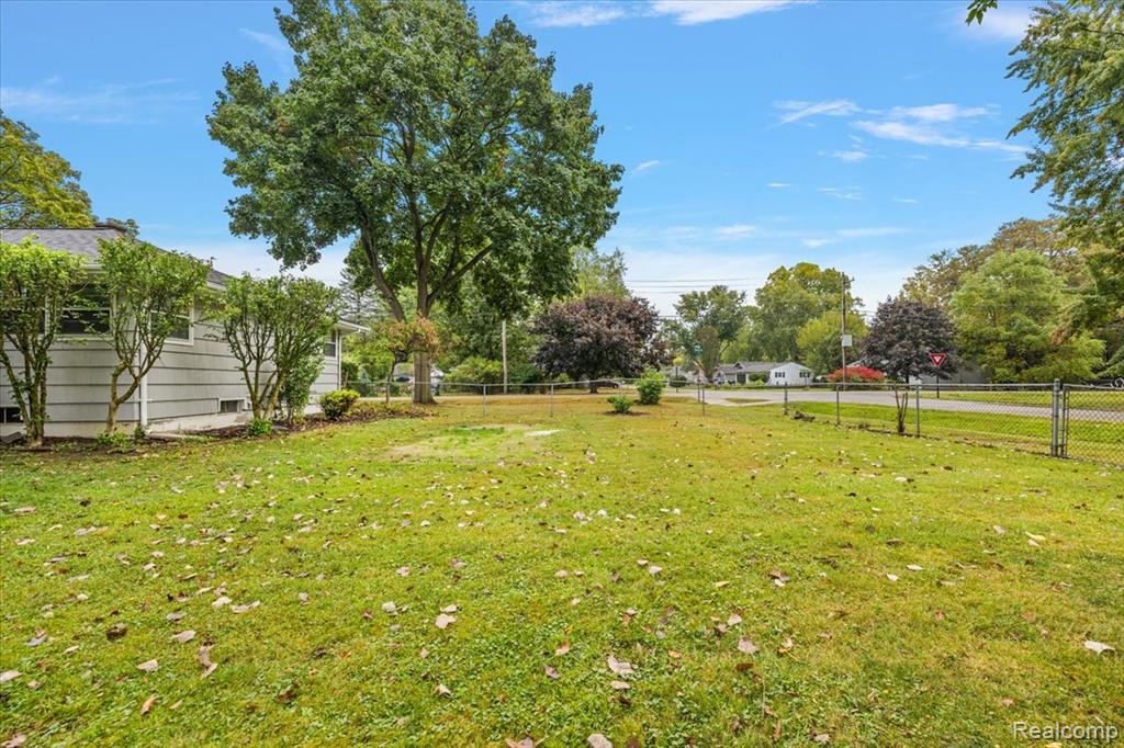841 Nash Avenue, Waterford, MI 48328 — Photo 47
