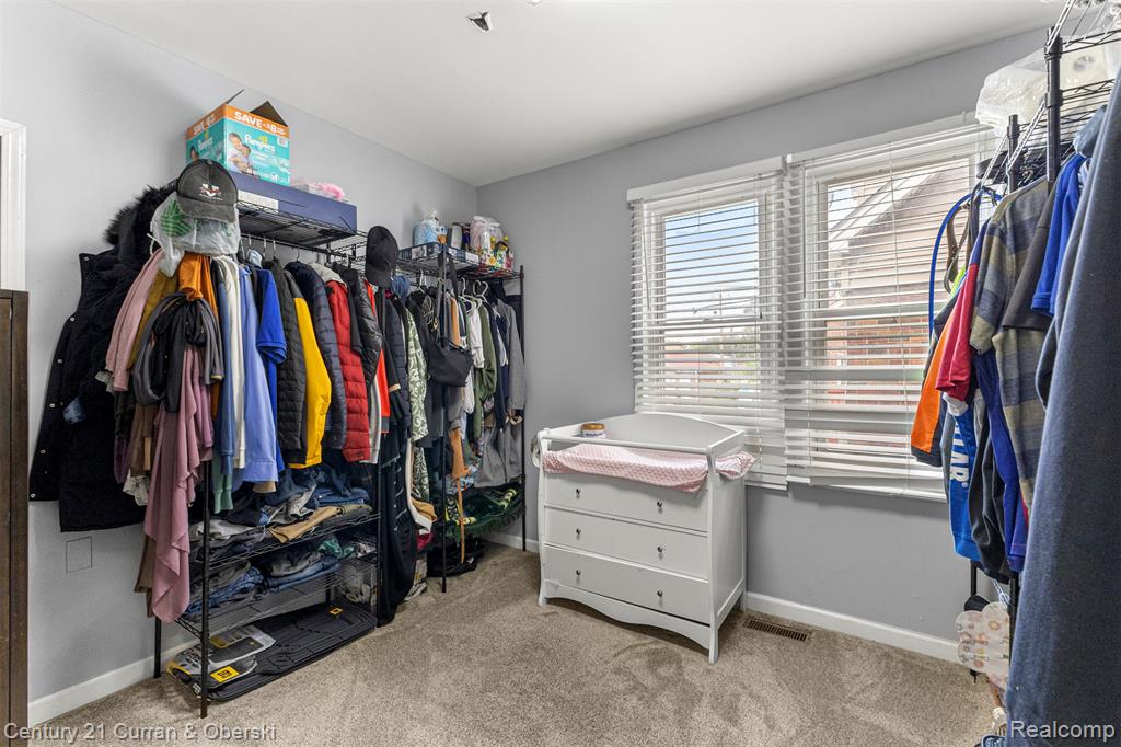 7925 Pinehurst Street, Dearborn, MI 48126 — Photo 18