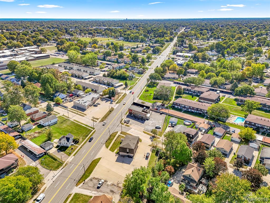 30401 UTICA Road, Roseville, MI 48066 — Photo 52