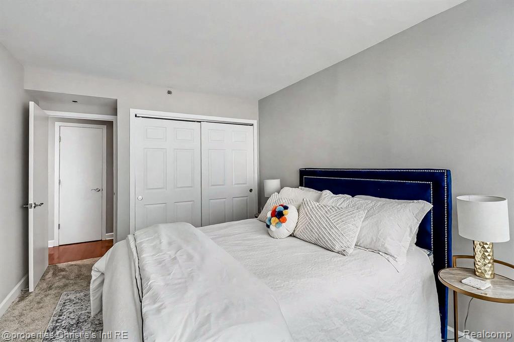 3320 Spinnaker Lane, 14B, Detroit, MI 48207 — Photo 14