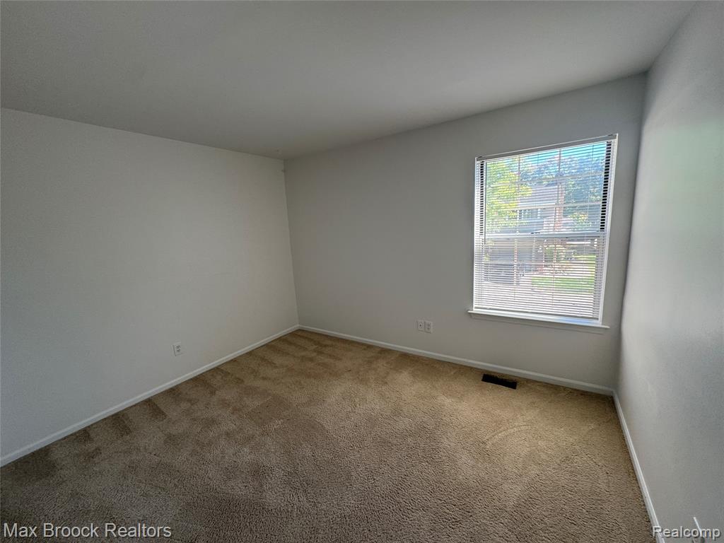 6620 Fireside Court, West Bloomfield, MI — Photo 15
