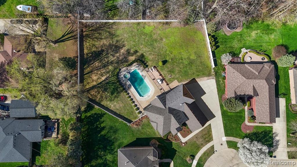 49931 Shelby Creek Drive, Utica, MI 48317 — Photo 11