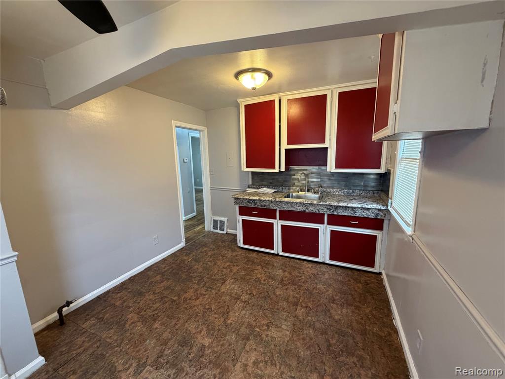 7784 Mettetal Street, Detroit, MI 48228 — Photo 8