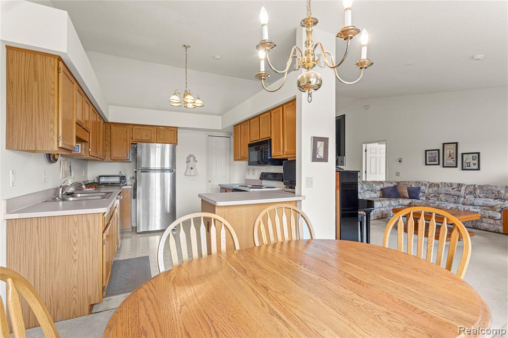 1919 Pebble Creek Drive, Canton, MI 48188 — Photo 15