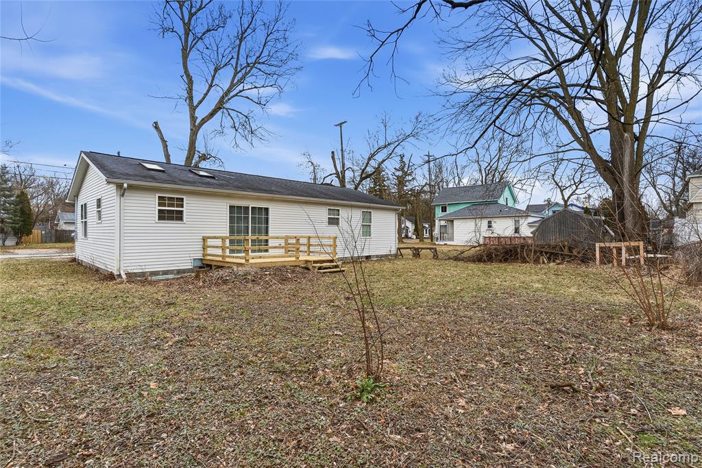 137 S Andre Street, Saginaw, MI 48602 — Photo 29