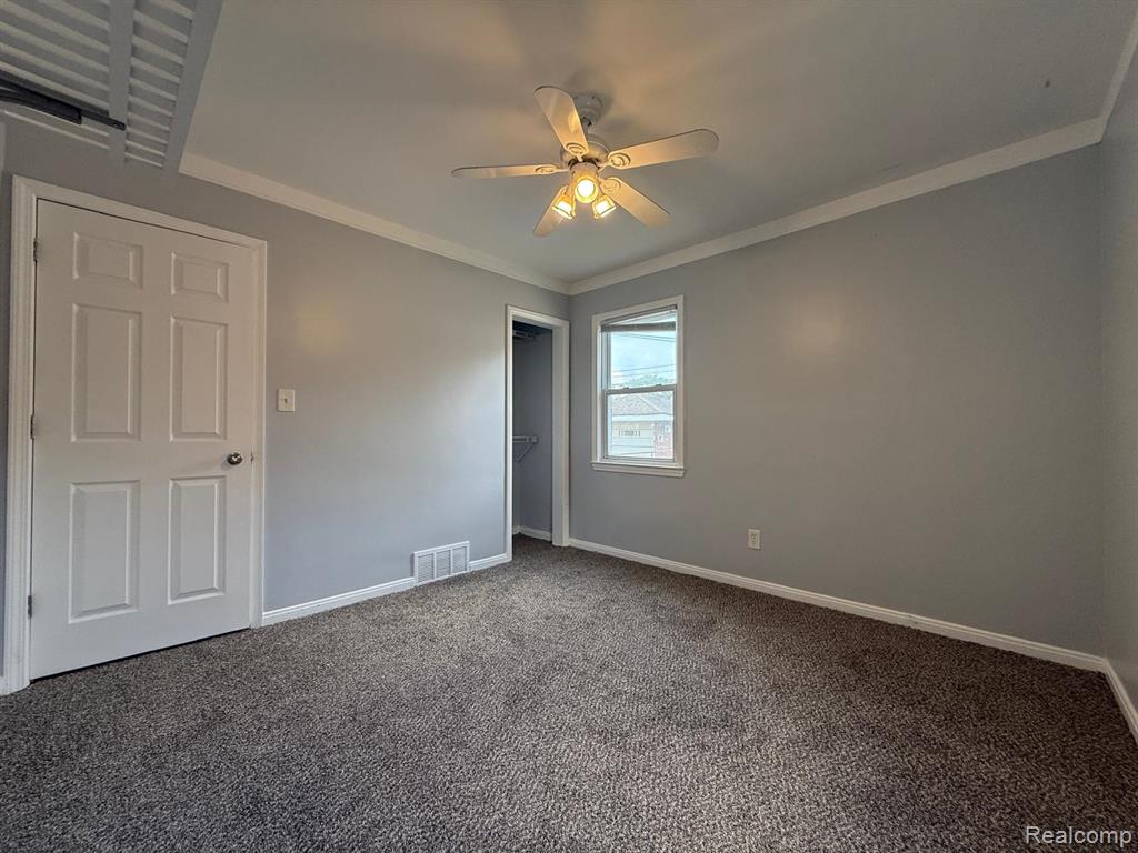 8427 Virgil Street, Dearborn Heights, MI 48127 — Photo 7