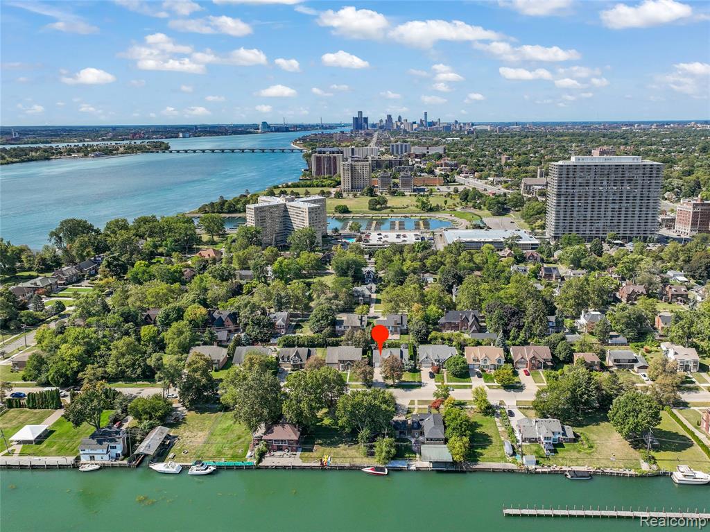 441 Parkview Drive Drive, Detroit, MI 48214 — Photo 45