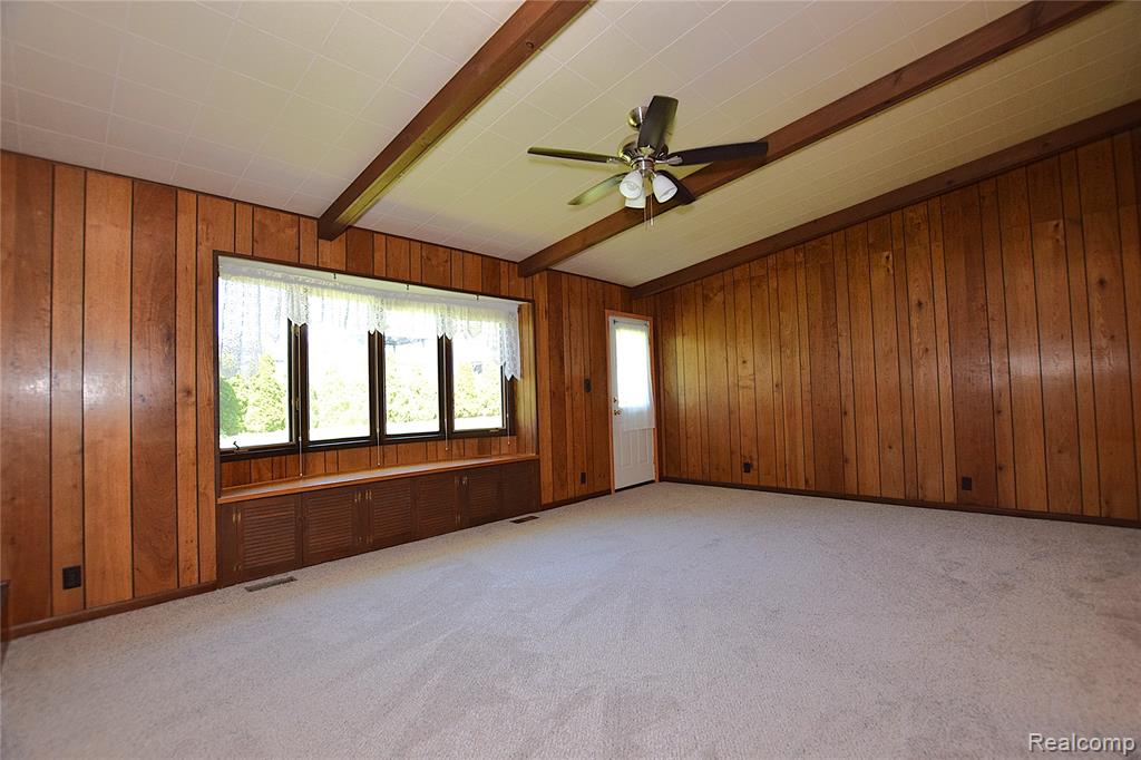 5326 Durwood Drive, Swartz Creek, MI 48473 — Photo 8
