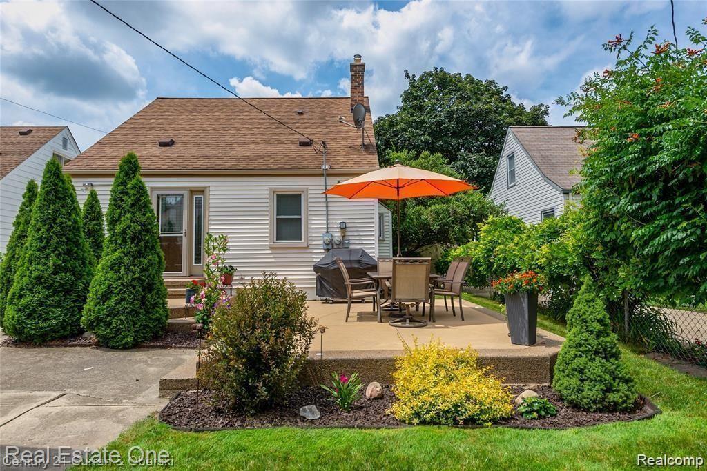 710 N VERMONT Avenue, Royal Oak, MI 48067 — Photo 34