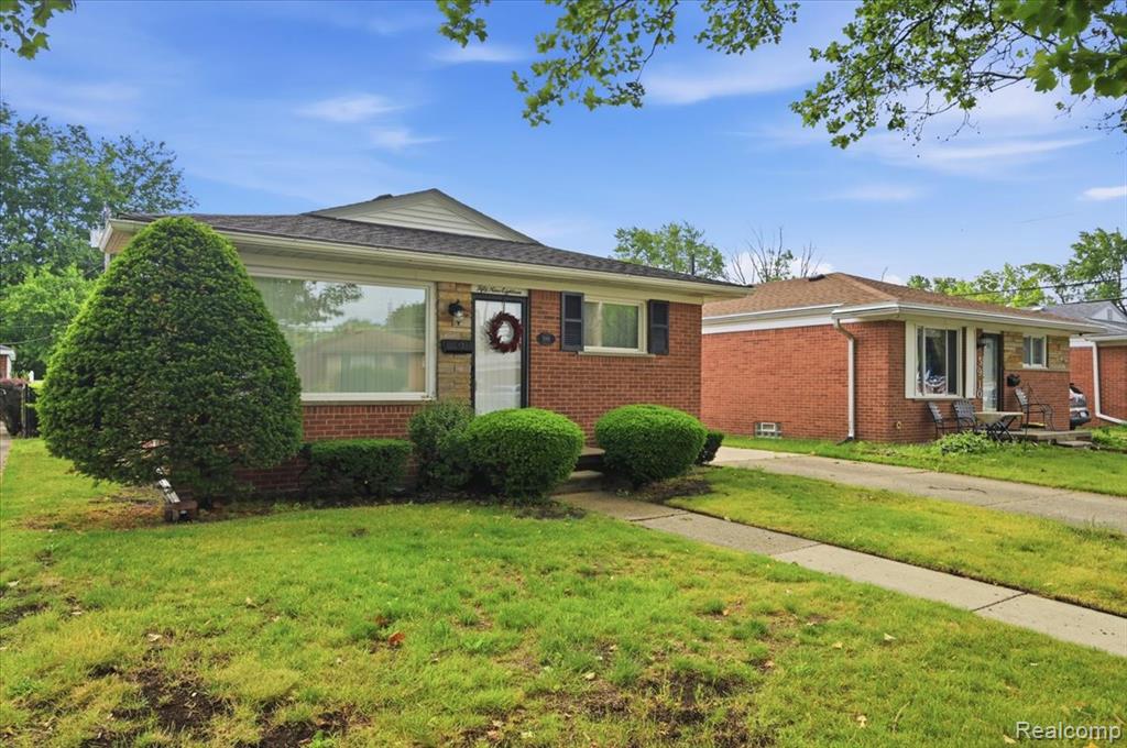 5918 N Lafayette Street, Dearborn Heights, MI 48127 — Photo 3