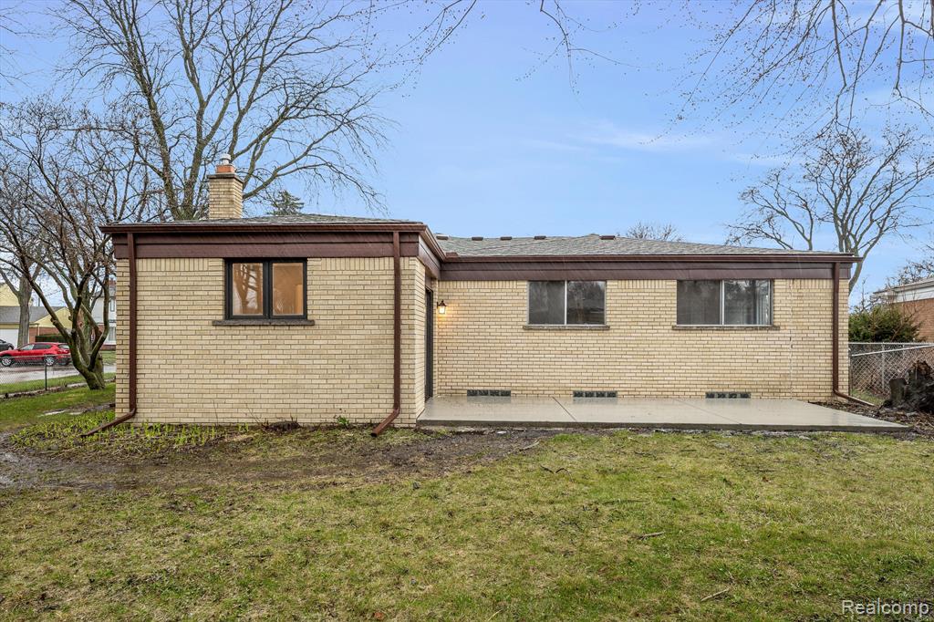 4481 MARLOW Drive, Warren, MI 48092 — Photo 30