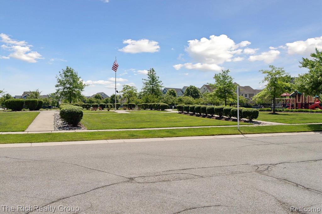 49557 Cherry Hill Road, Canton, MI 48188 — Photo 37