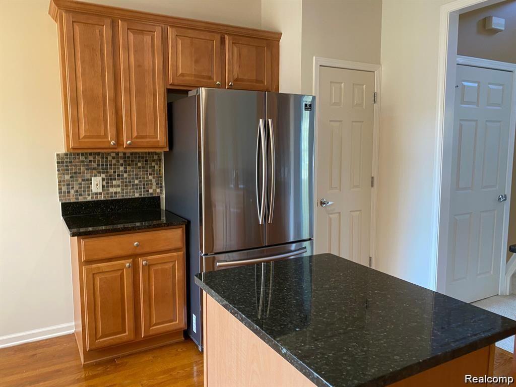 49691 COURTYARD Lane, Canton, MI 48188 — Photo 18