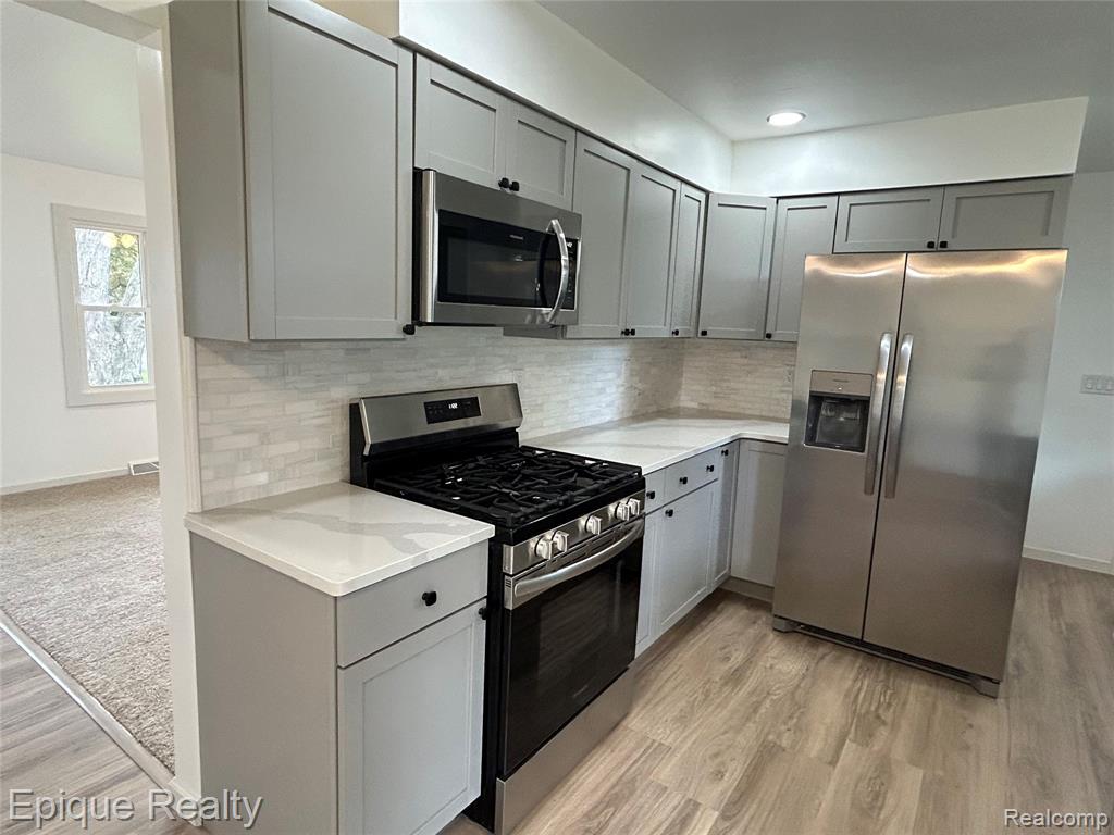 875 S Airport Road, Saginaw, MI 48601 — Photo 11