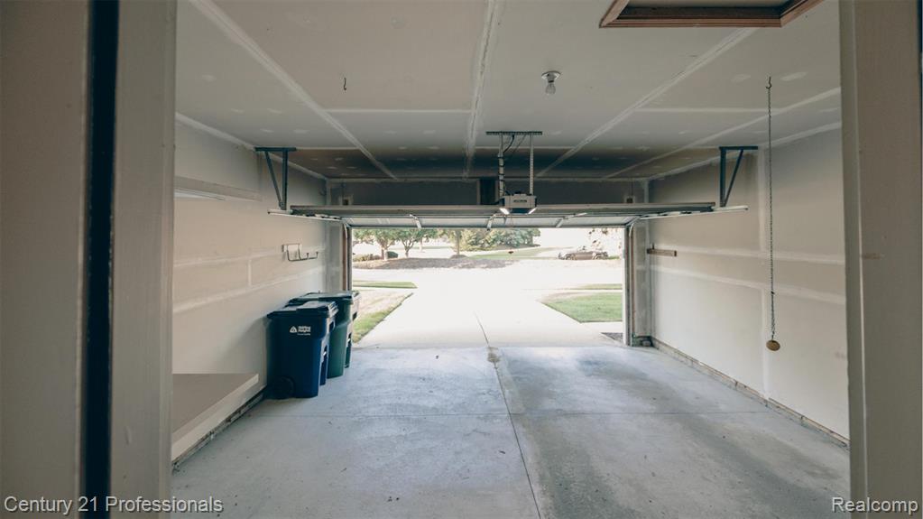 4193 Shorebrook Drive, #68, Sterling Heights, MI 48314 — Photo 37