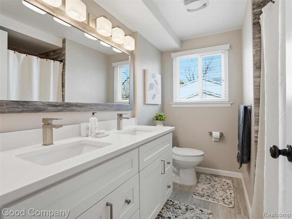 7371 Edinborough, West Bloomfield, MI — Photo 38