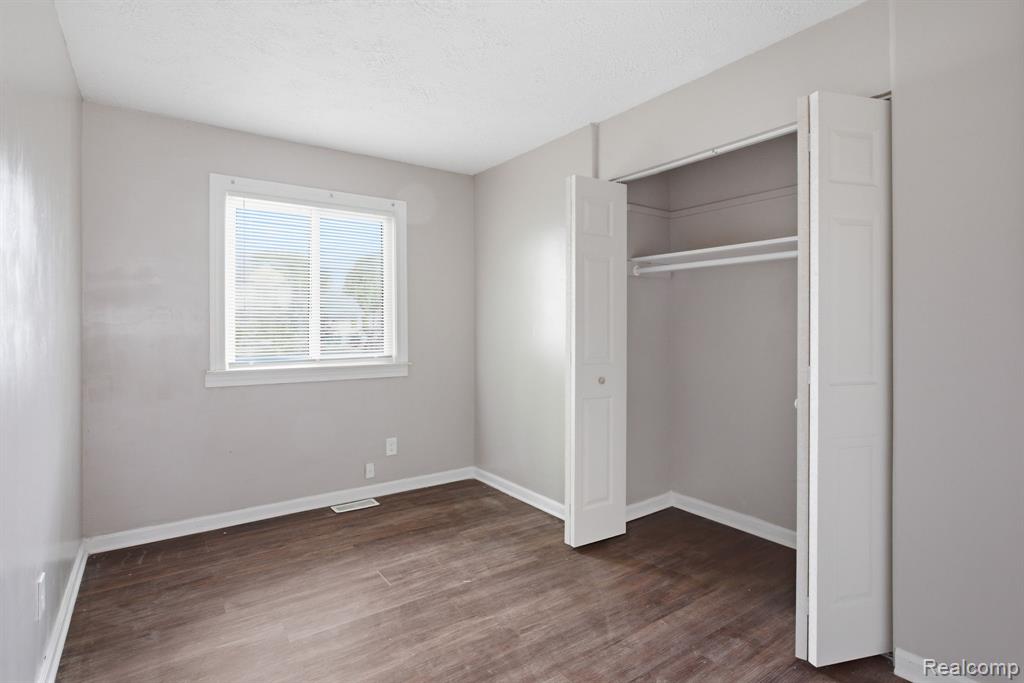 6291 Edmund Street, Romulus, MI 48174 — Photo 16