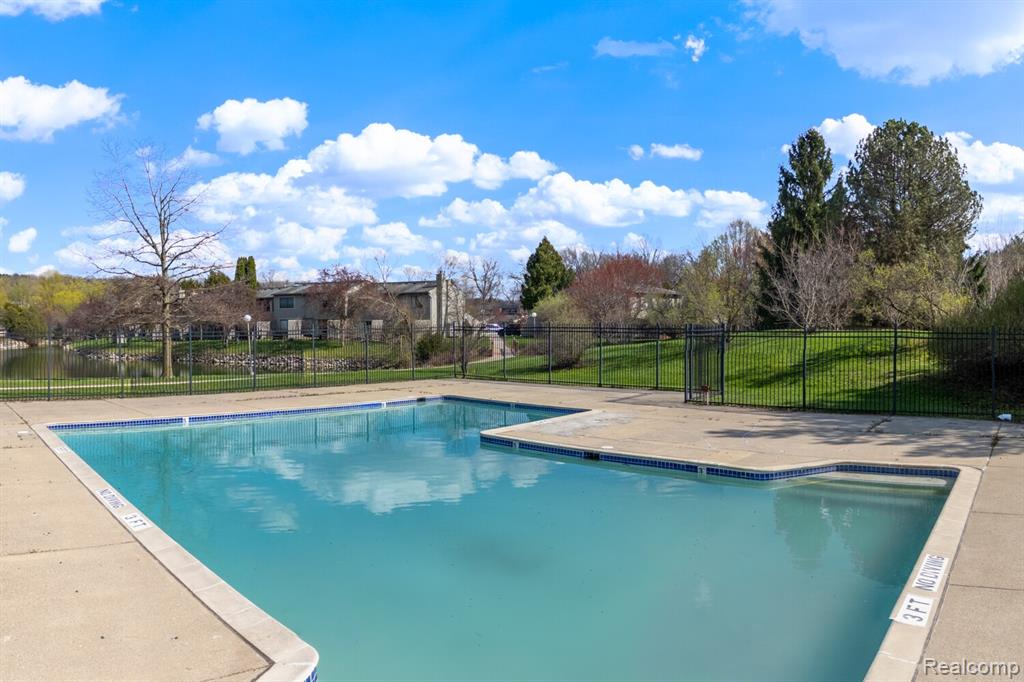3123 Lake Haven Drive, 38, Ann Arbor, MI 48105 — Photo 31