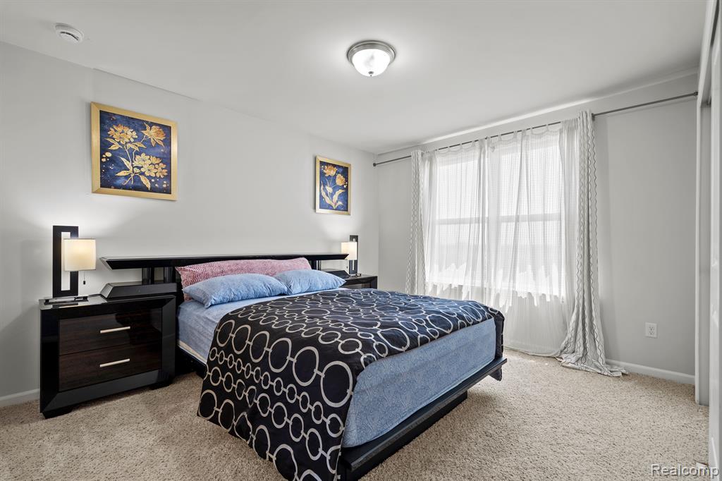 4562 Cloverdale Court, Lake Orion, MI — Photo 48