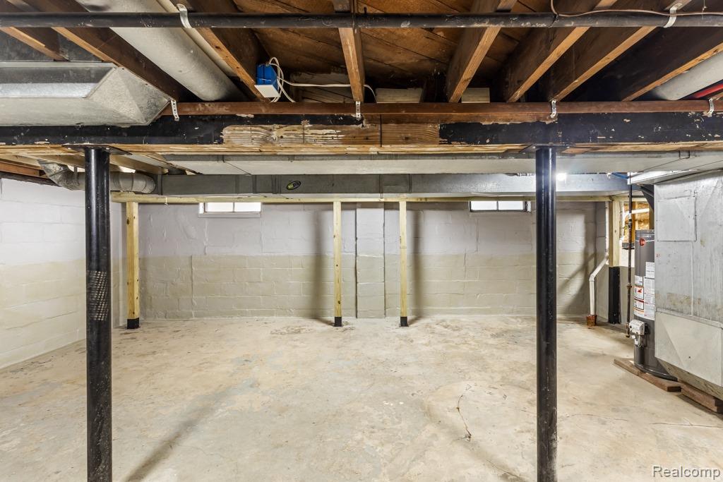 6050 Evergreen Avenue, Dearborn, MI 48228 — Photo 13