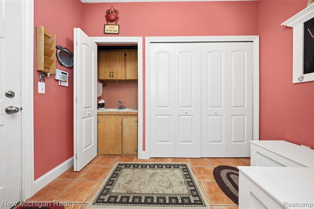 13445 Millie Court, Holly, MI 48442 — Photo 29