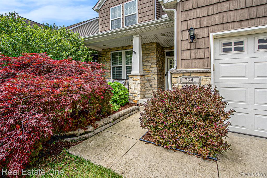 Photo for 7941 Chestnut Drive, Westland, MI - Listing #20251008464 7941 Chestnut Drive, Westland, MI