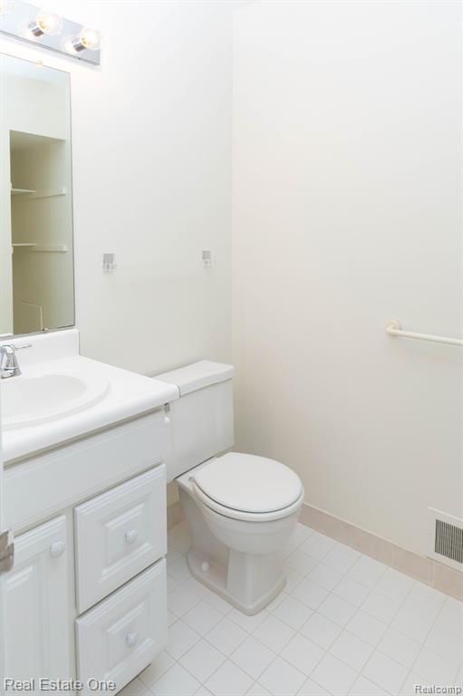 861 Kirts Boulevard, Troy, MI 48084 — Photo 18