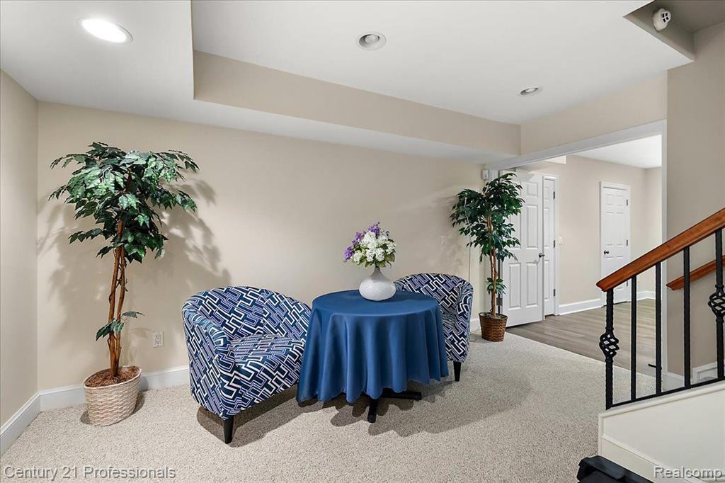 4735 OAKHURST RIDGE Road, Clarkston, MI 48348 — Photo 52