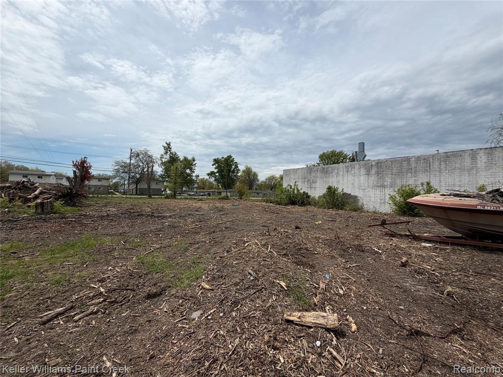 22477 15 Mile Road, Clinton Twp, MI 48035 — Photo 19