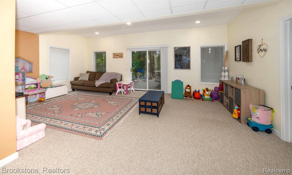 921 OLD HICKORY LANE Lane, Lake Orion, MI 48362 — Photo 17