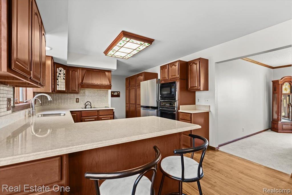 5595 NAVAJO Trail, Pinckney, MI 48169 — Photo 14