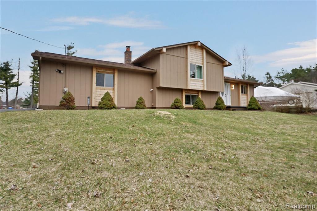 1365 Thistleridge, Groveland, MI 48442 — Photo 53