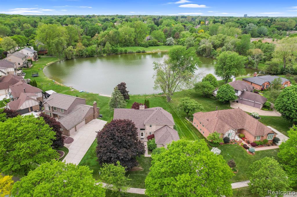 6655 MOUNTAIN Drive, Troy, MI 48098 — Photo 45