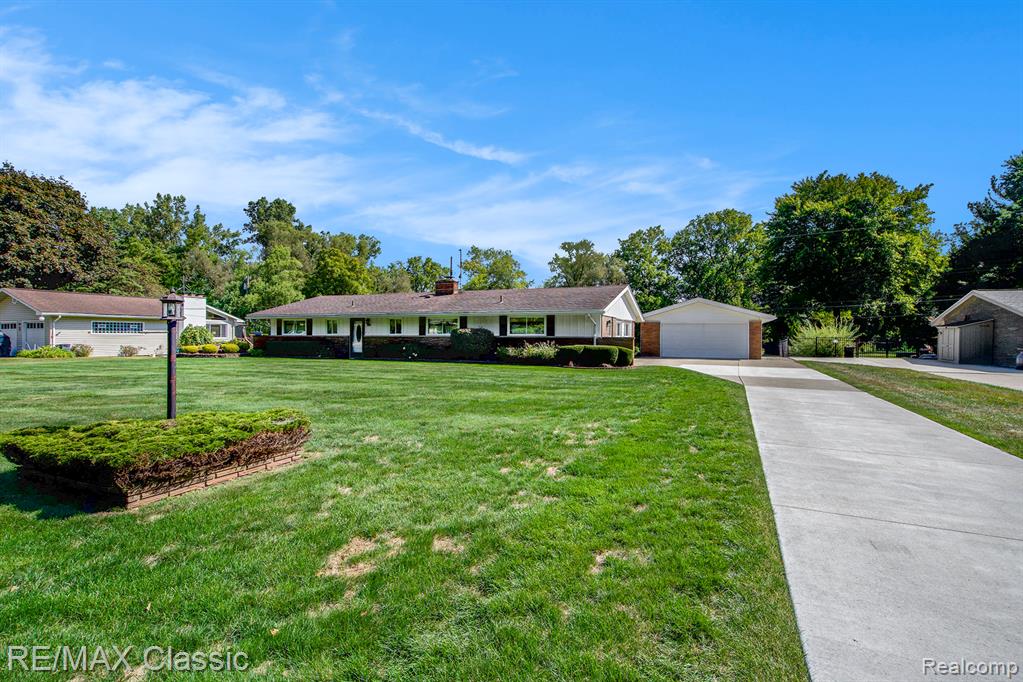 9304 Morrison Avenue, Plymouth, MI 48170 — Photo 3